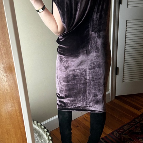 Tia Cibani Italian velvet purple midi dress - Picture 2 of 7